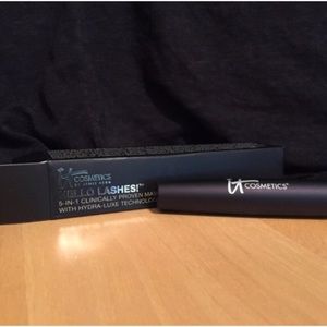 It Cosmetics Hello Lashes Black Mascara